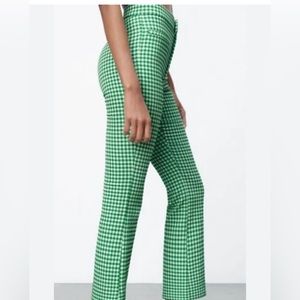 Zara green gingham cropped pant